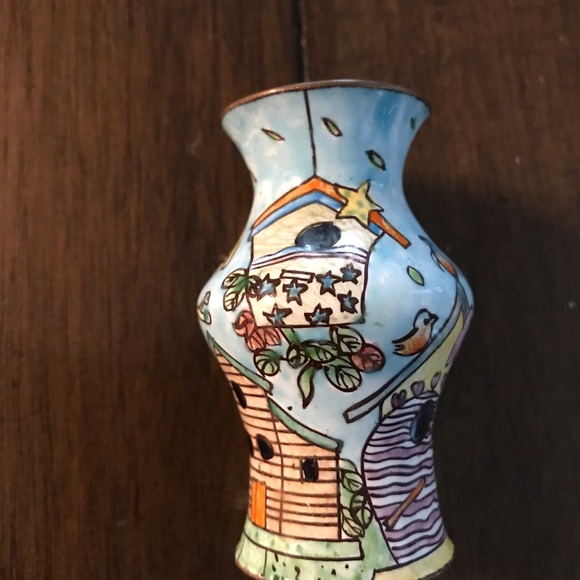 Miniature Empress arts vase - Picture 2 of 8